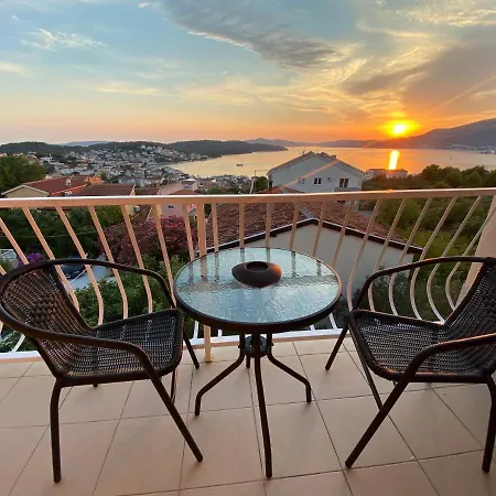 Apartment Ankica Trogir Exterior photo