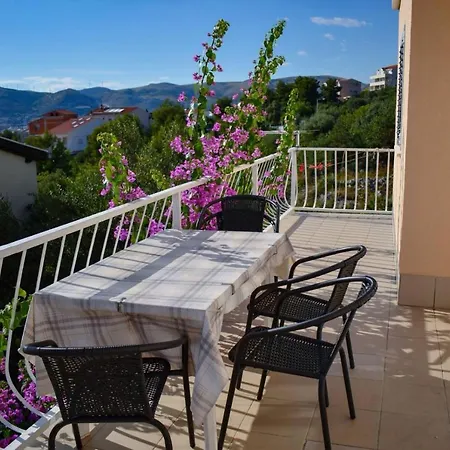Apartment Ankica Trogir Exterior photo